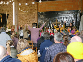 Ökumenischer Familiengottesdienst zum Erntedankfest (Foto: Karl-Franz Thiede)